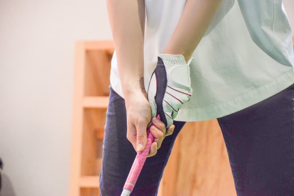 ゴルフレッスンをしている様子